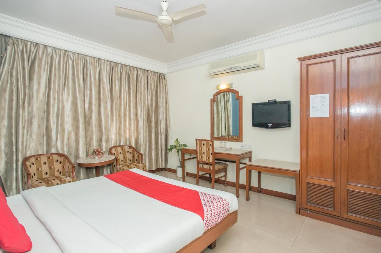 Oyo 579 Hotel Aab Bangalore Exteriör bild