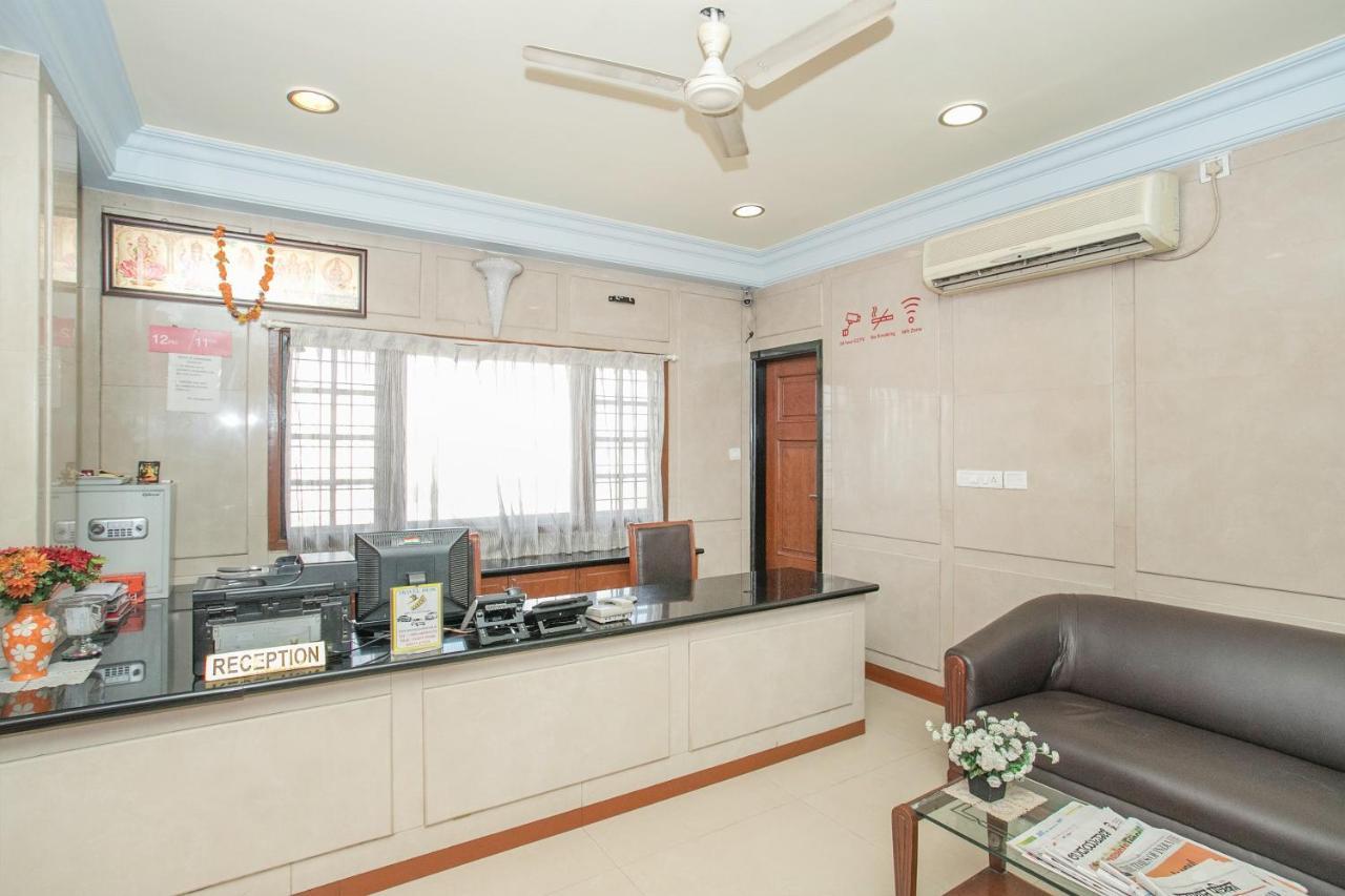 Oyo 579 Hotel Aab Bangalore Exteriör bild