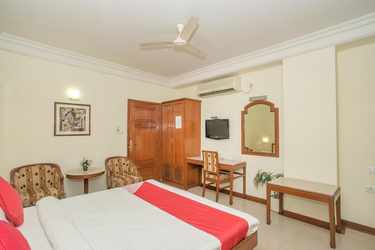 Oyo 579 Hotel Aab Bangalore Exteriör bild