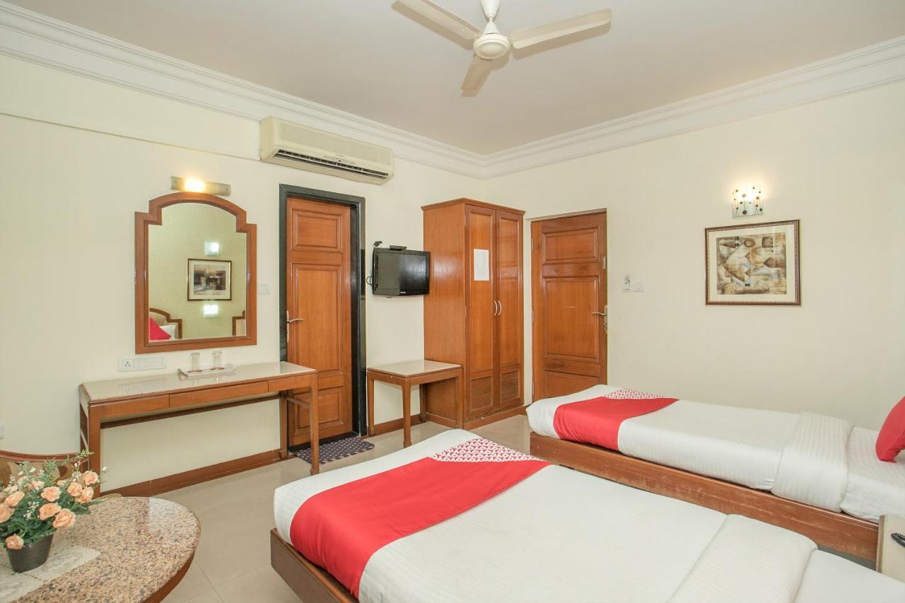 Oyo 579 Hotel Aab Bangalore Exteriör bild