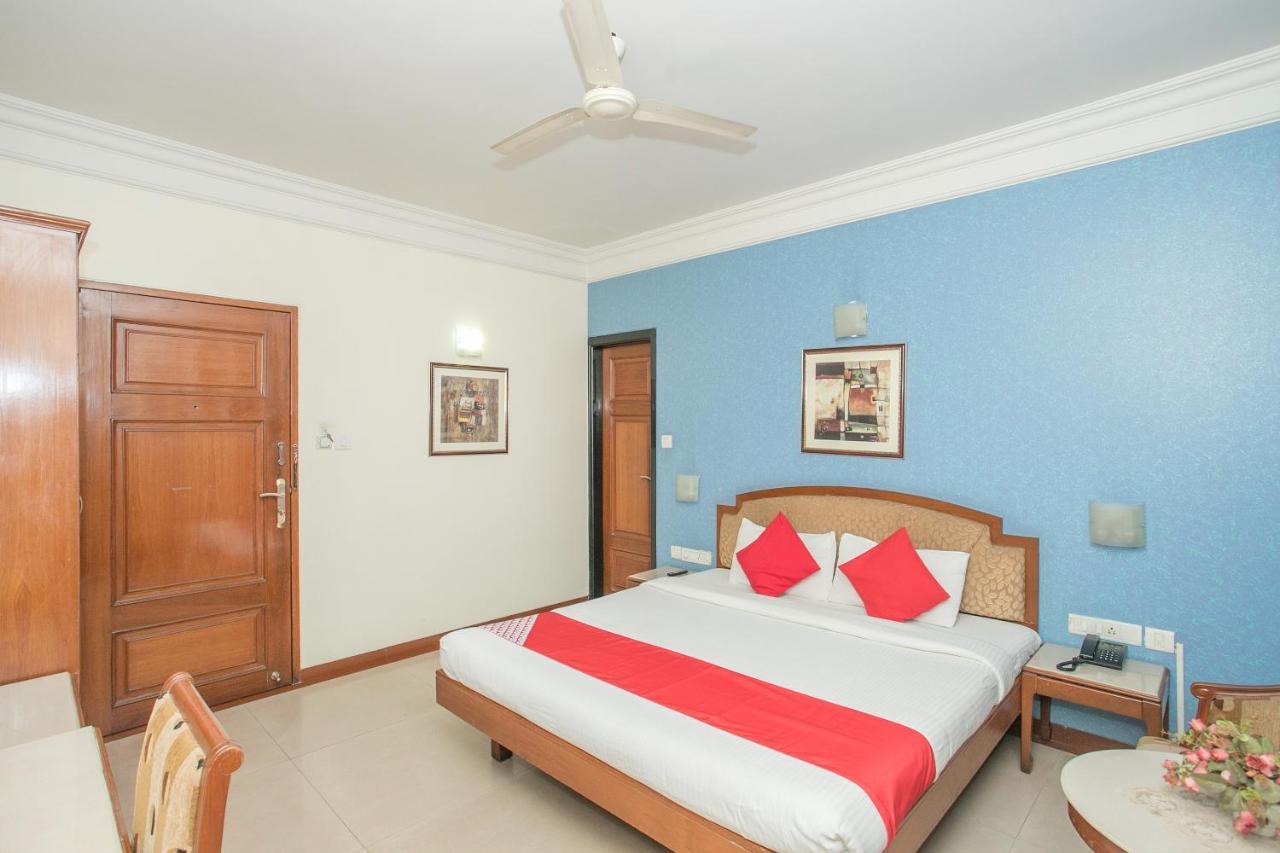 Oyo 579 Hotel Aab Bangalore Exteriör bild
