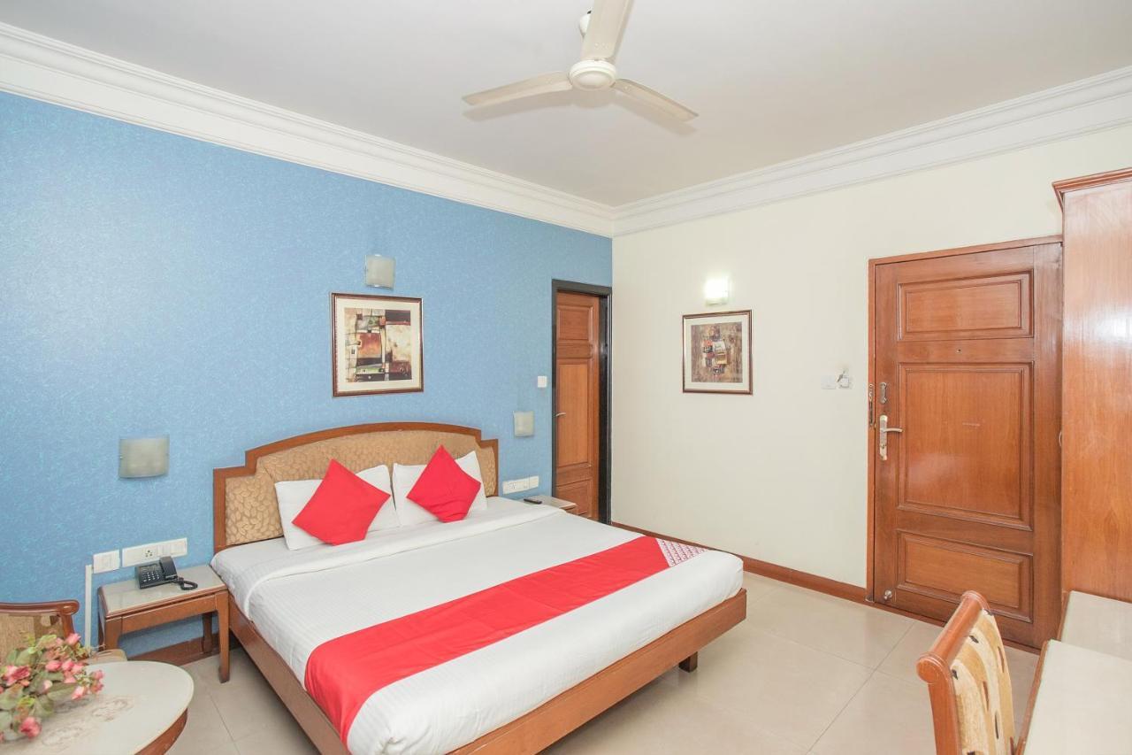 Oyo 579 Hotel Aab Bangalore Exteriör bild