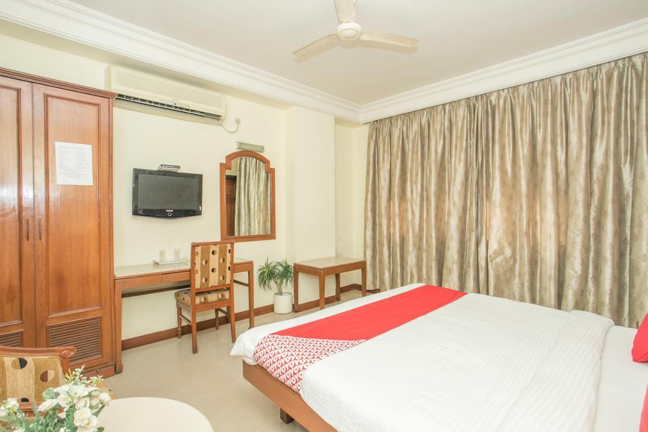 Oyo 579 Hotel Aab Bangalore Exteriör bild