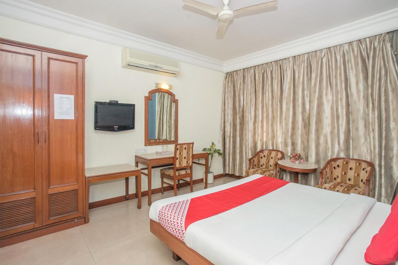 Oyo 579 Hotel Aab Bangalore Exteriör bild