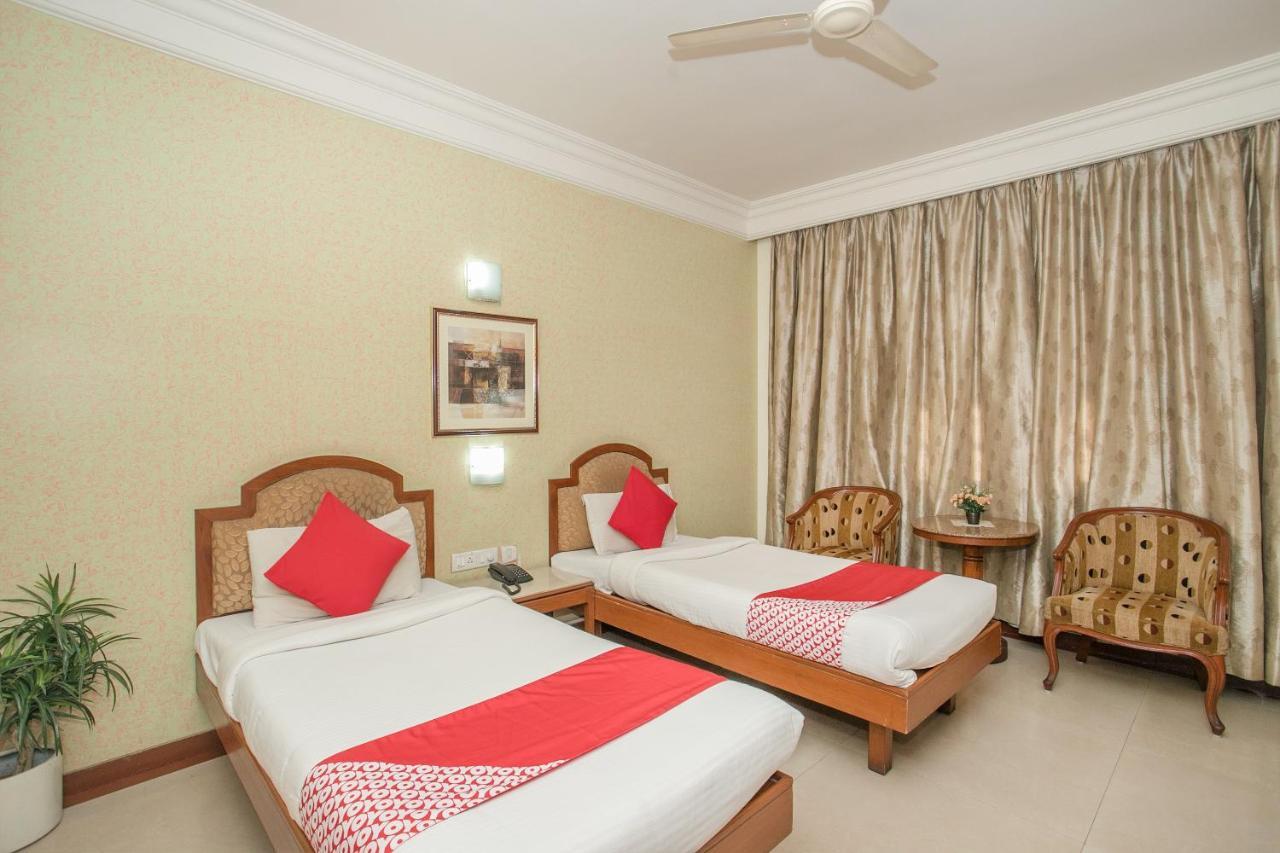 Oyo 579 Hotel Aab Bangalore Exteriör bild